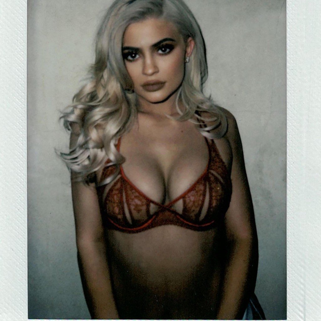 Kylie Jenner Sexy thefappening.so