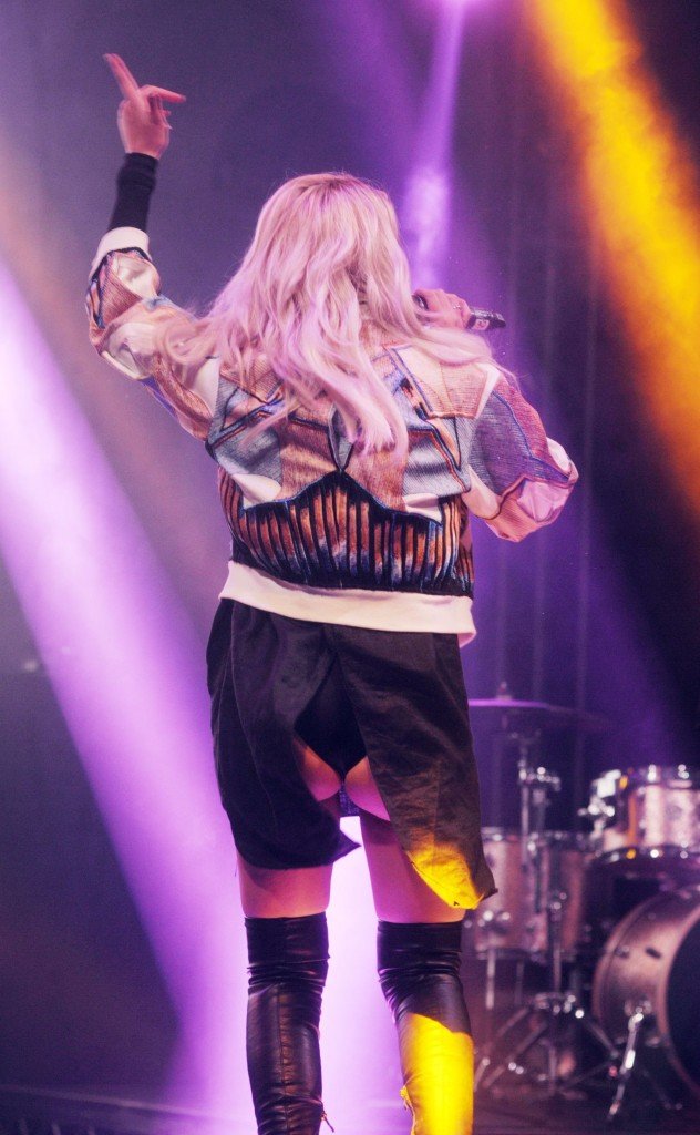 Louisa Johnson Hintern 5 thefappening.so