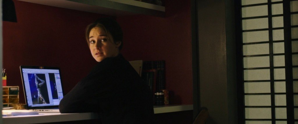 Shailene Woodley Nude 24