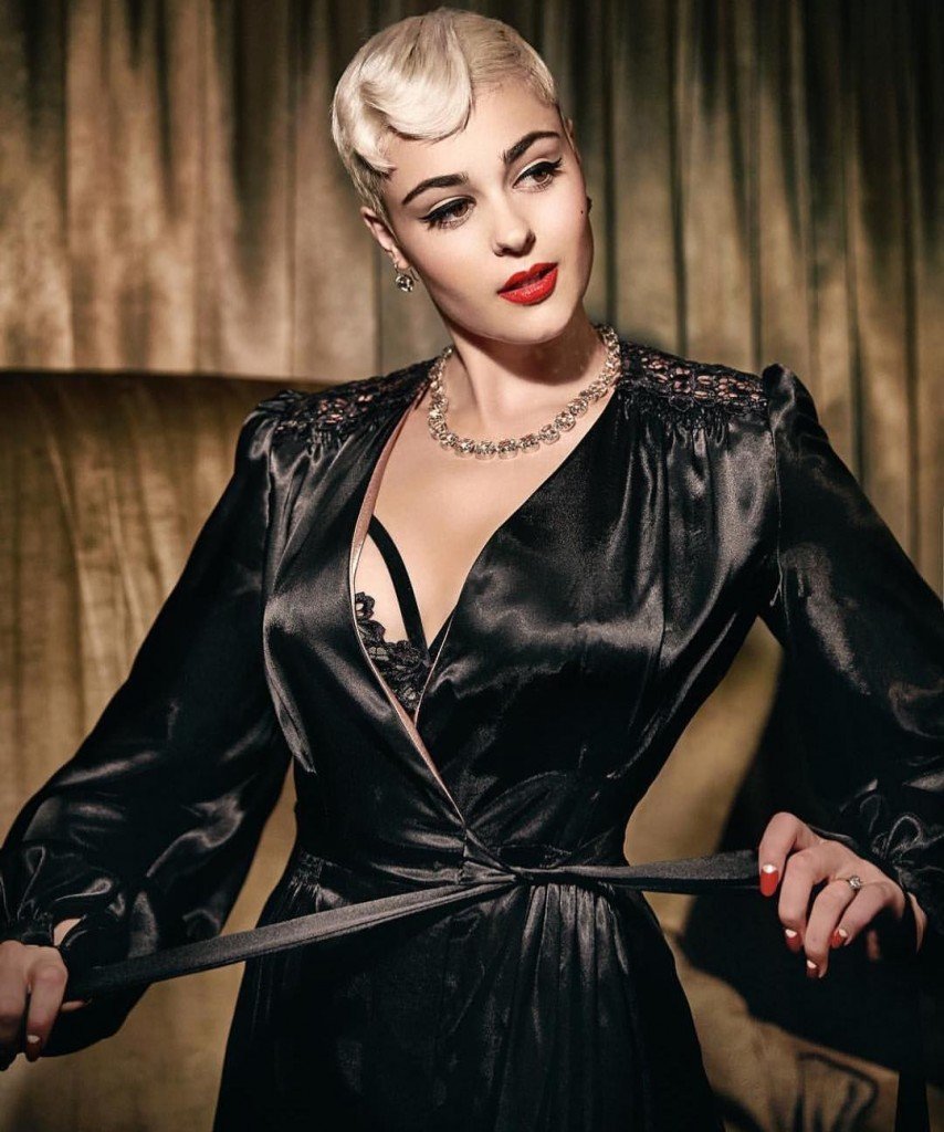Stefania Ferrario Nackt & Sexy 3