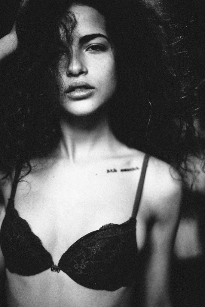 Chiara Scelsi Sexy Topless thefappening.so 1