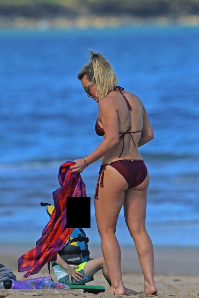 Hilary Duff Sexy thefappening.so 8
