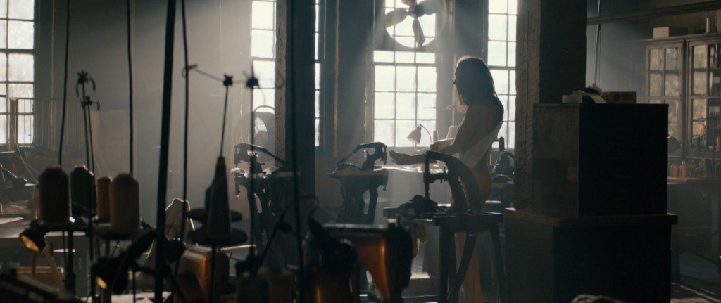 Jennifer Connelly, Valorie Curry Nude & Sexy thefappening.so 5