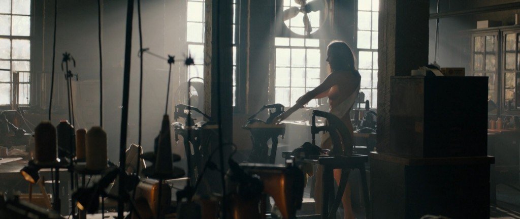 Jennifer Connelly, Valorie Curry Nude & Sexy thefappening.so 6