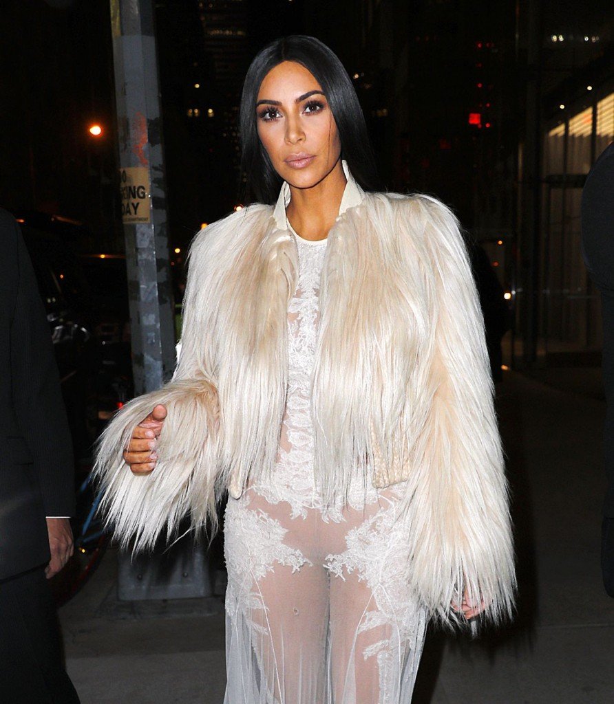 Kim Kardashian and Kendall Jenner Sexy thefappening.so 39
