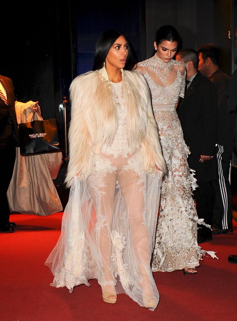 Kim Kardashian and Kendall Jenner Sexy thefappening.so 6