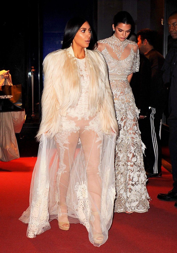 Kim Kardashian and Kendall Jenner Sexy thefappening.so 7