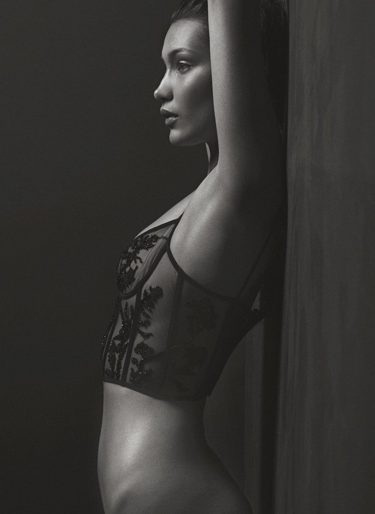 Bella Hadid oben ohne & sexy 6