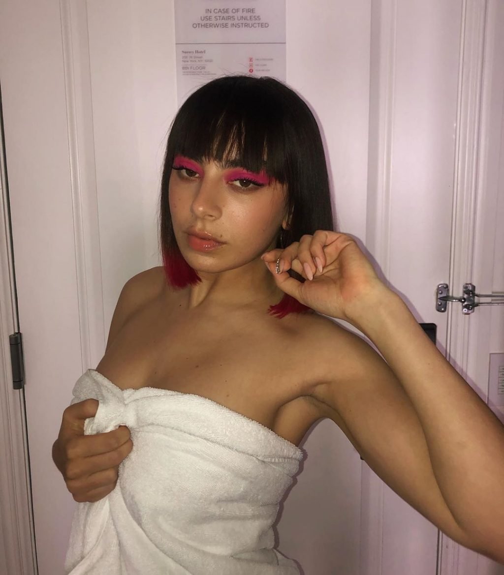 Charli XCX Nackt