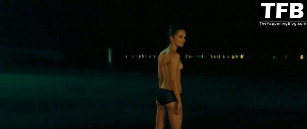 Alicia Vikander nackt - Son of a Gun