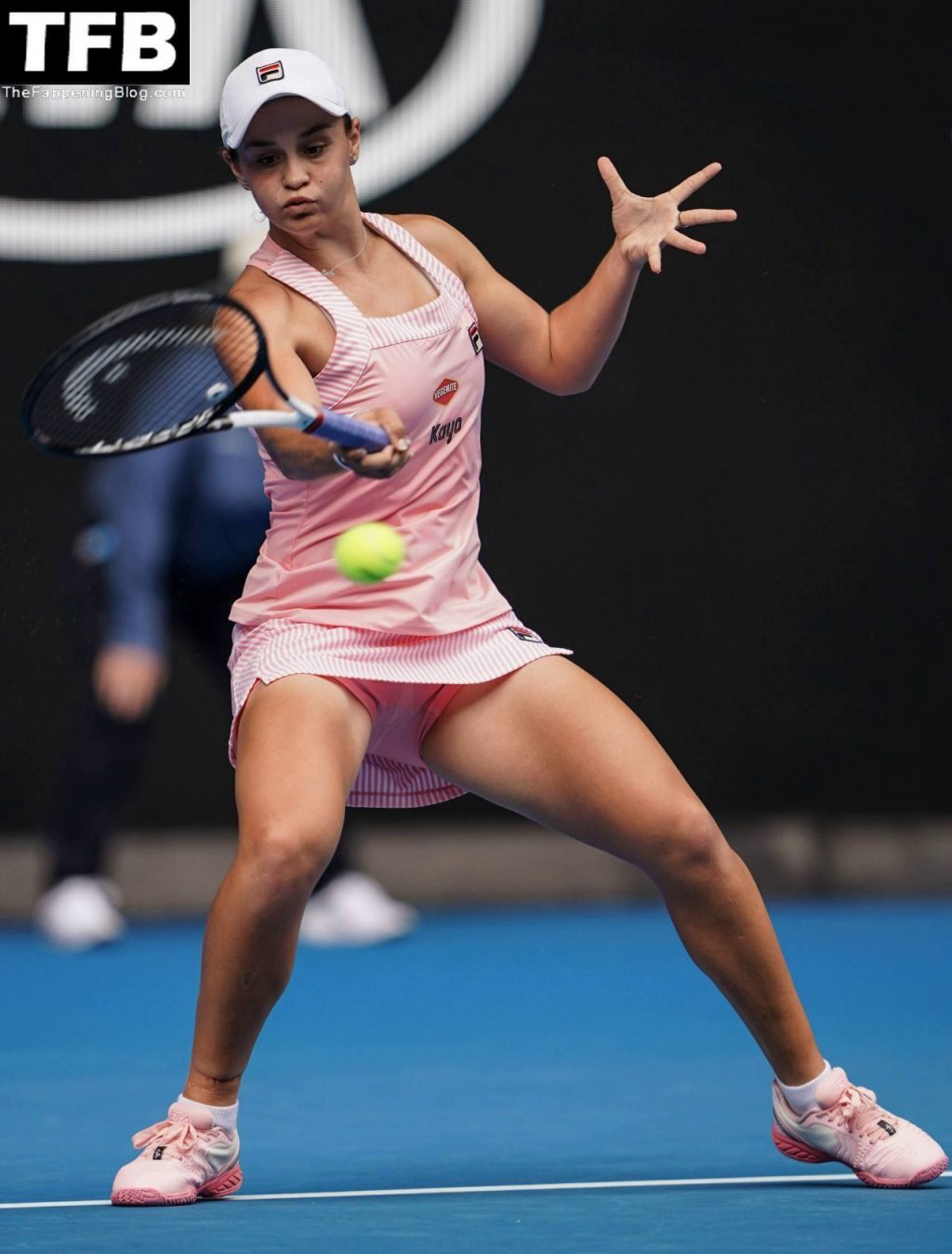 Ashleigh Barty Sexy Beine