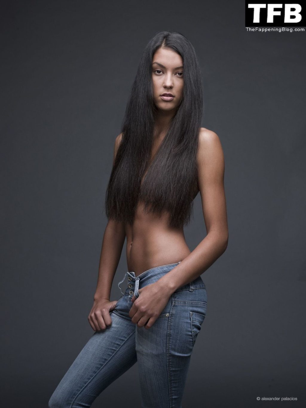 Rebecca Mir Nackt